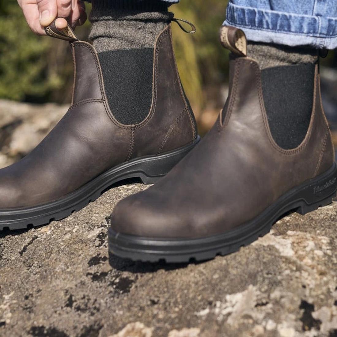 Blundstone 2340 reich vinatge brown boots on a mane standing on a rock showing the front pull tab.,
9315891562553,
9315891562577,
9315891562591,
9315891562614,
9315891562638,
9315891555692,
9315891562669,
9315891562683,
9315891562690, 9315891562553, 93158