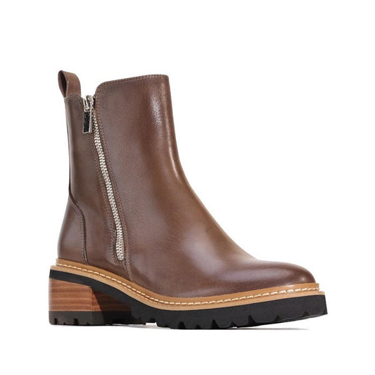 EOS Lindira women’s boot in brown leather (Nocciola), with side zip and wood-look heel. Right Foot Outside of leg view from the front.