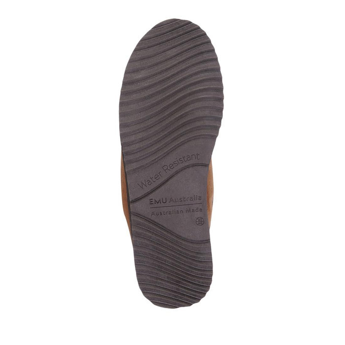 Emu Platinum Outback Scuff Chestnut Sheepskin Slipper has a cozy slip-on style, sturdy brown sole with wavy grip, and water resistance.  ksnz