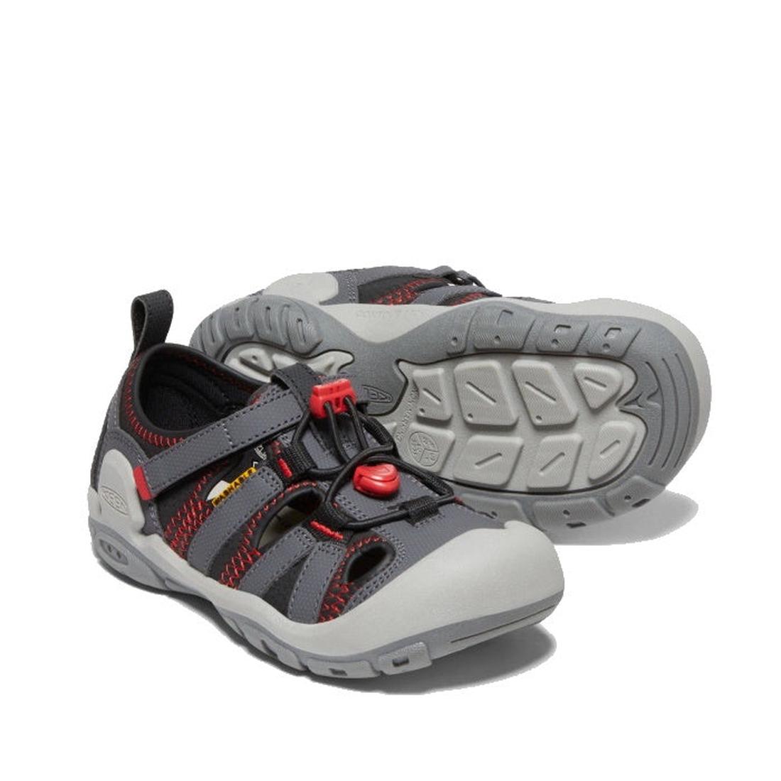 Keen Kids Knotch Creek Magnet Red Carpet Sandals in gray, black, and red with easy elastic laces and sturdy soles—perfect for play.  ksnz