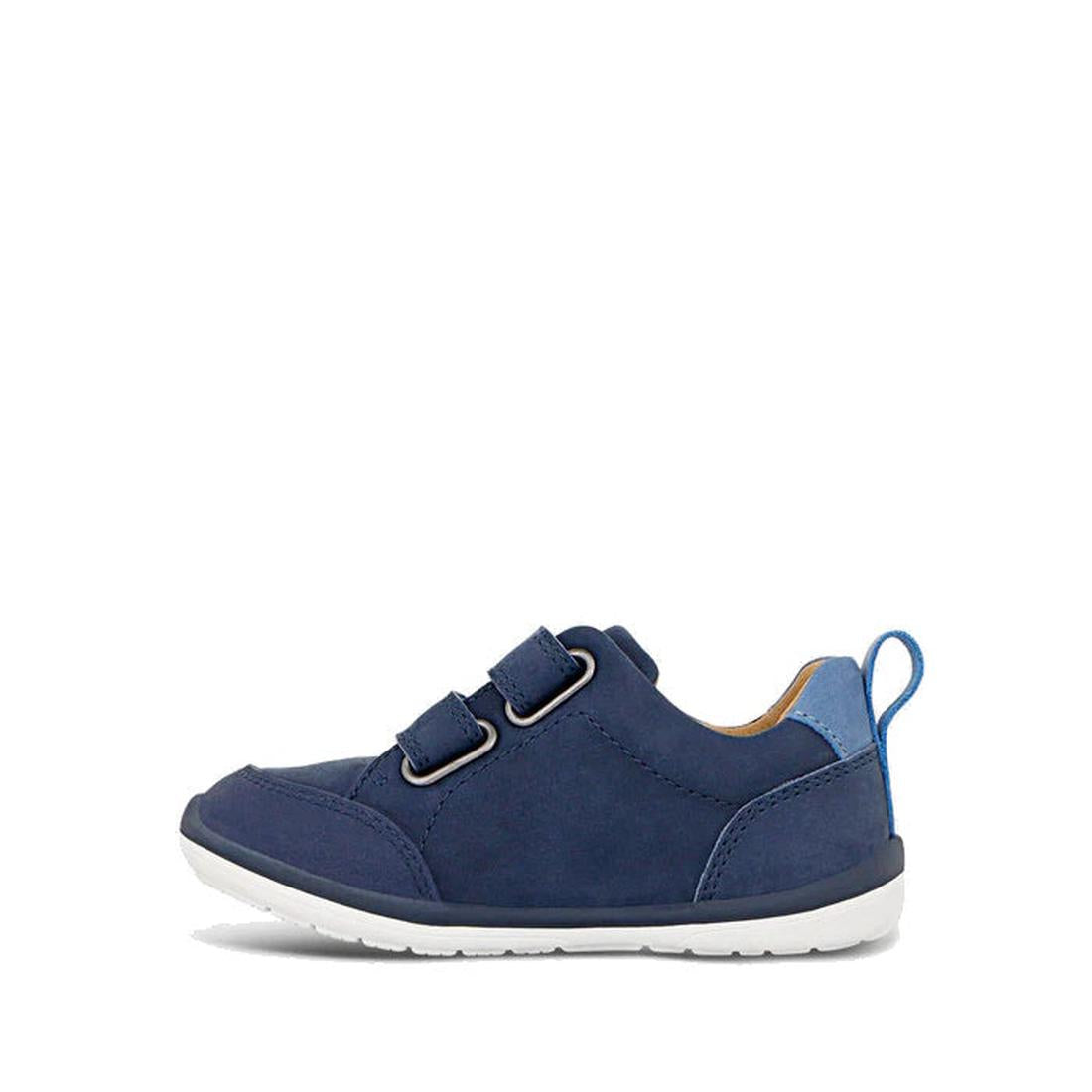 The Clarks Toddlers Melvin Leather Sneaker Shoe in navy (D narrow width) features a padded collar, two self-fastening straps, light blue heel tab, and white rubber sole, displayed from the side on a plain white background., 36283, 9336078978462, 933607897