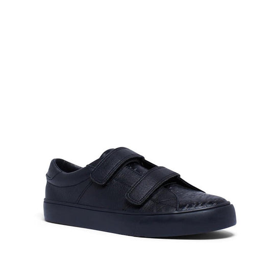 Clarks Survivor Strap Kids Black School Shoe—leather, low-top with sturdy sole, double Velcro closure, size UK10 on white background.  ksnz
