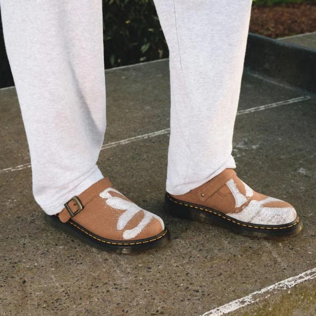 Dr Martens Isham Dark Tan Buckle Mule Sandals with floral canvas, comfy sole, and white butterfly detail—perfect for all ages.  ksnz, 190665642704, 190665642780, 190665642711, 190665642728, 190665642742, 190665642759, 190665642766