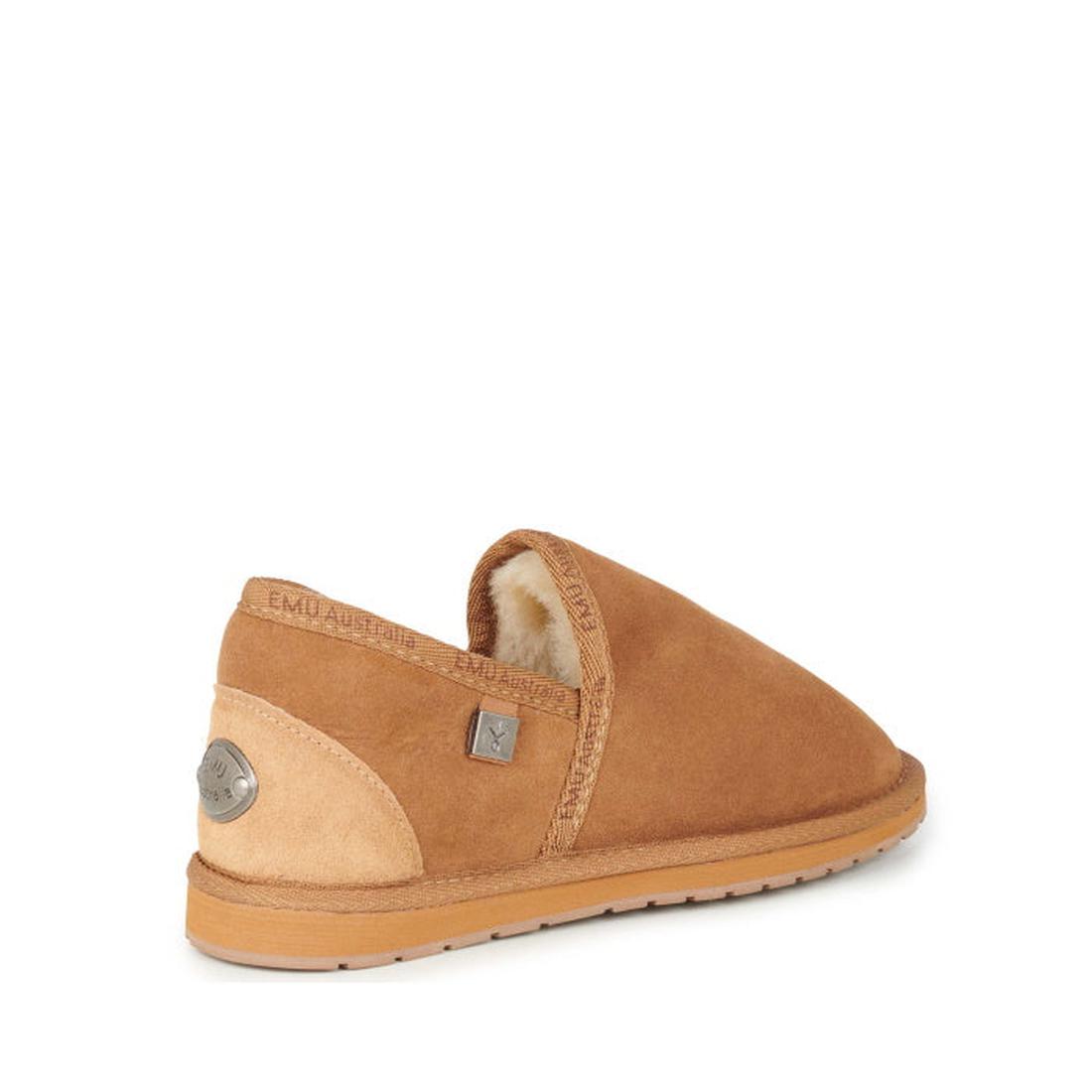 EMU NZ Ashford Slipper Slip On in chestnut, with cozy sheepskin lining, easy slip-on fit, sturdy flat sole, and branded heel trim.  ksnz