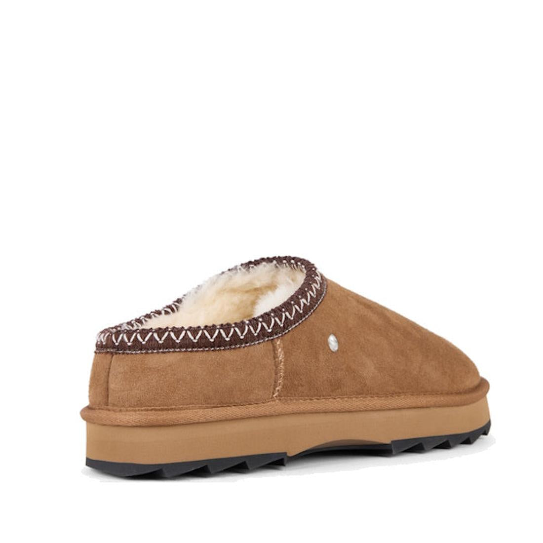 EMU Outback Sharky Scuff Mule heel to front view showing slight coverage on the heel and the chunky sole  slipper with natural sheepskin lining on a white background.,
9330071968499,
9330071968505,
9330071968512,
9330071968529,, 45249, 9330071968499, 9330