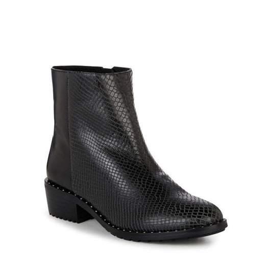 EMU NZ Emu - Women's Roxby Black Waterproof Chelsea Ankle Boot, with easy slip-on style, textured black finish, and sturdy sole.  ksnz