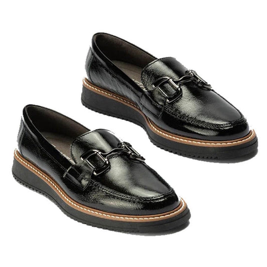 Pitillos Womens Black Patent Slip On Loafer 10760: shiny black slip-ons with easy buckle closure, sturdy soles, and cozy brown trim.  ksnz