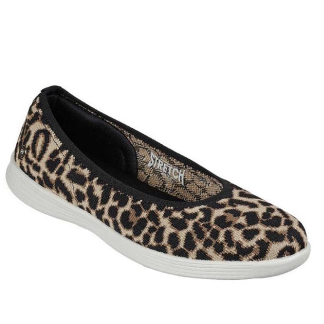 Skechers Ballet Flat On The Go Dreamy Liz, a comfy slip-on with black & beige leopard print, white sole, and cushioned insole.  ksnz