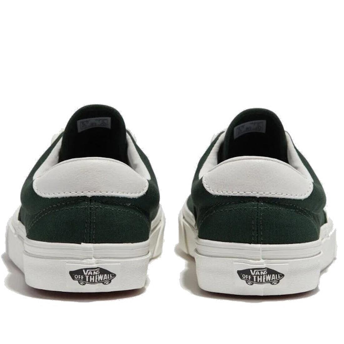 Vans ERA 59 C&L Lace Up shoes in Mountain View Green with durable suede, easy laces, comfy white soles, and the classic logo on each heel.  ksnz